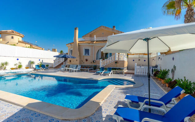 Villa Recorral - Photo 25