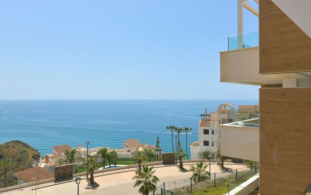 Issea Amazing - Photo 19