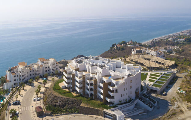 Issea Amazing - Photo 21